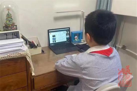 1656575834959.jpg 观看讲座4.jpg